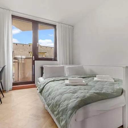 Elegant Escape - Modern & * Bratislava