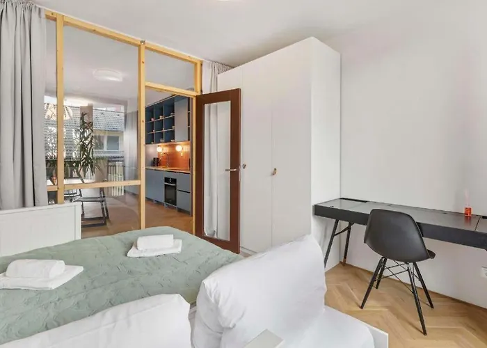 بيت للعطل Elegant Escape - Modern & براتسيلافا